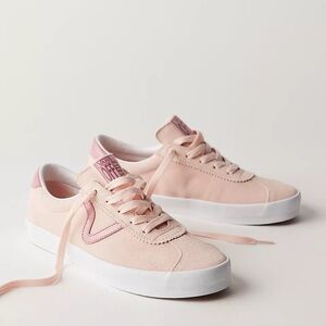 Vans sneakers NEW Sport Low Light Pink Suede Skate Shoe Men’s 6 Women’s 7.5